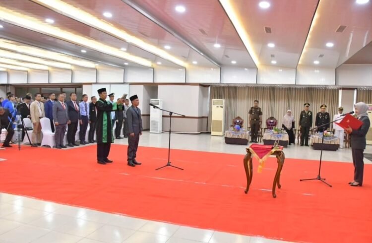 Pj. Sekda Kabupaten Nunukan Dilantik dan Diambil Sumpah
