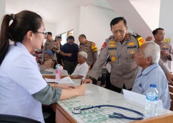 Pengobatan Gratis, Wujud Kedekatan Polda Kaltara Dengan Masyarakat Menyambut HUT Ke-74 Ditpolairud
