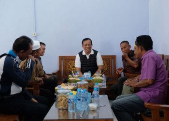 Kapolda Kaltara Mengadakan Pertemuan Bersama Tokoh Masyarakat, Tokoh Agama dan Tokoh Pemuda Desa Mangkupadi