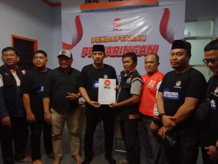 Aliansi Pemuda Kaltara Daftarkan Zainal A Paliwang Calon Gubernur Kaltara di PKS