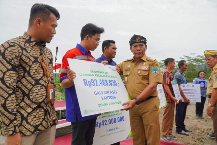 Gubernur Apresiasi Perusahaan yang Menerapkan K3 di Lingkungan Kerja