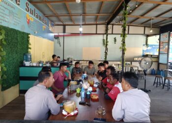 Ditbinmas Polda Kaltara Laksanakan Jumat Curhat ke Warga Tanjung Palas