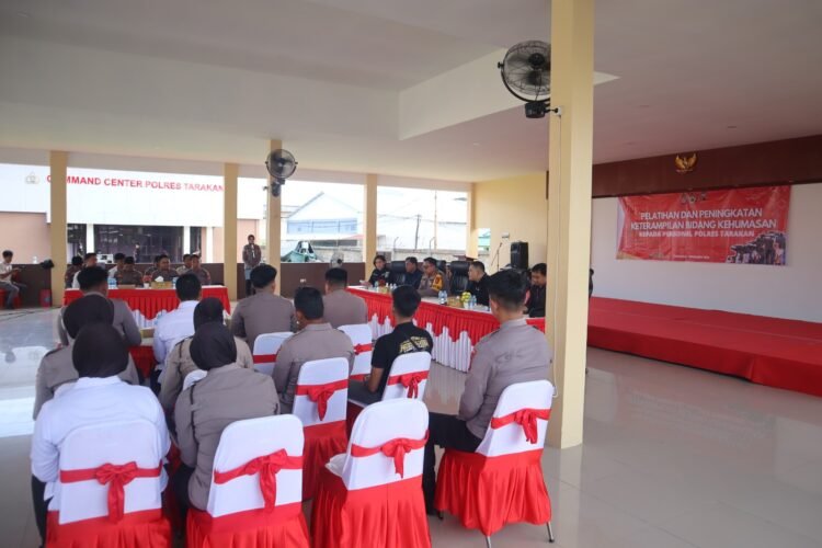 Hadirkan Tiga Narasumber, Personil Polres Tarakan Ikut Pelatihan Bidang Kehumasan