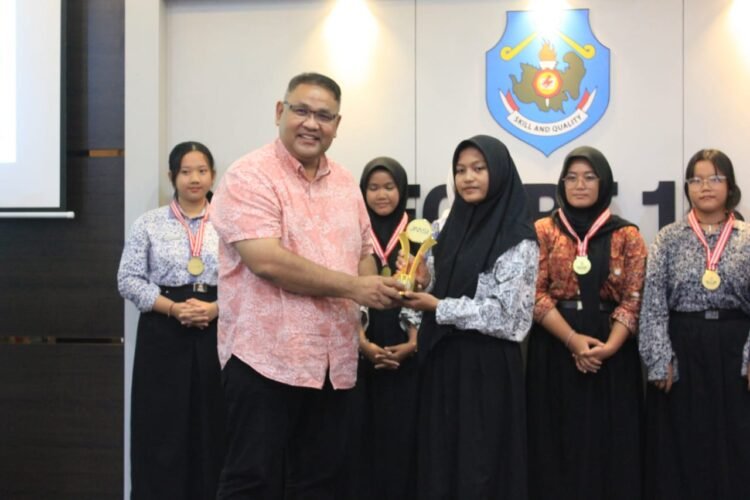 Mengagumkan, Pelajar Batam Berhasil Terbitkan 4 Karya Tulis Go Nasional