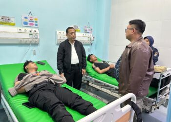 Kapolda Kaltara Jenguk 6 Personel Polres Tarakan Korban Insiden Penyerangan