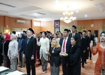 50 Notaris Baru dan 4 Notaris Pengganti Dilantik, Kakanwil: Patuhi Kode Etik dan UU Jabatan Notaris