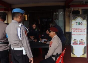 Polres Tarakan Gelar Pemeriksaan Kesehatan Personel Operasi Ketupat Kayan 2025