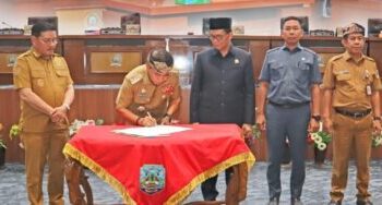DPRD Prov. Kaltara Terima LKPj Tahun Anggaran 2024 dari Gubernur