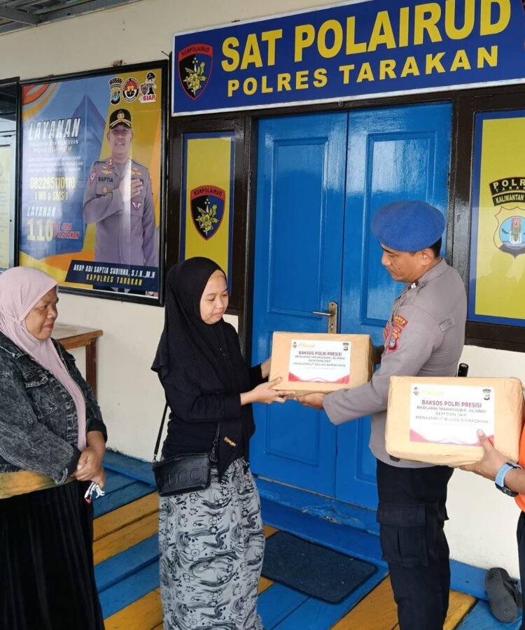 Satpolairud Polres Tarakan Peduli, Berbagi Sembako untuk Nelayan Tradisional