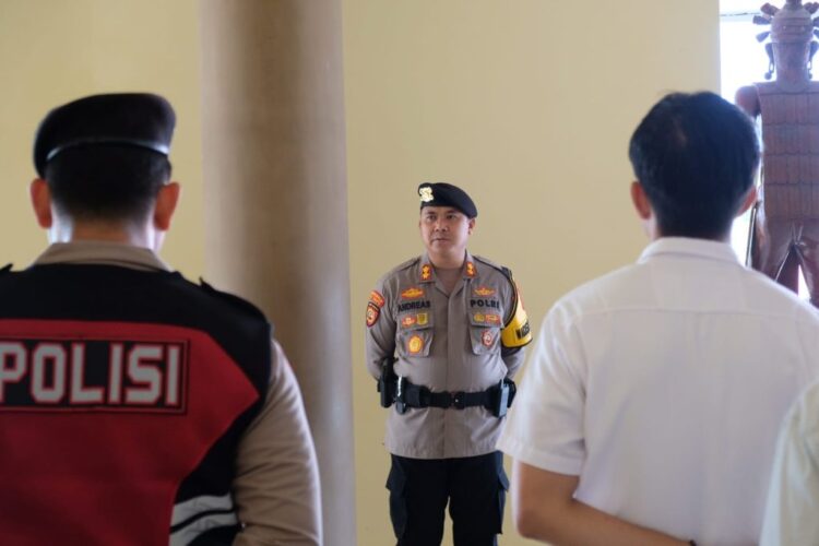 Dirsamapta Polda Kaltara Pimpin Apel Perdana Personel Operasi Ketupat Kayan 2025 Polda Kaltara