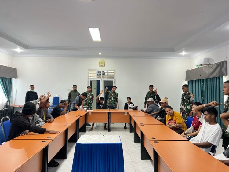 Upaya Penyelundupan 16 CPMI Ilegal ke Malaysia Berhasil Digagalkan Satgas Gabungan TNI di Perbatasan Sebatik