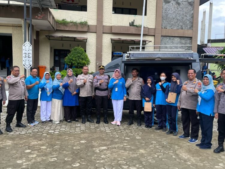 Direktorat Binmas Polda Kaltara Bekali Siswa SMPN 01 Tanjung Selor Pengetahuan Bahaya Judi Online