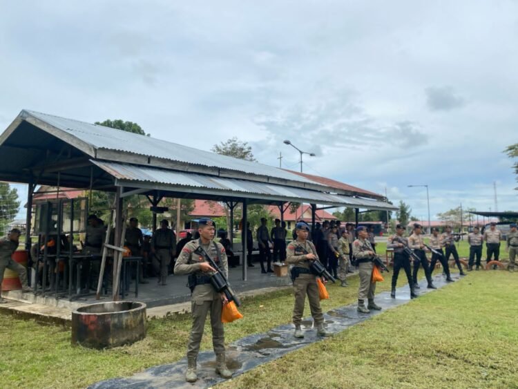 Personel Gabungan Polda Kaltara dan Polresta Bulungan Tingkatkan Kompetensi Penembakan Gas Air Mata melalui Sertifikasi