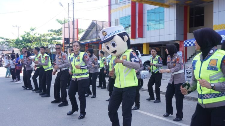 Ditlantas Polda Kaltara Meriahkan Akhir Pekan “Car Free Day” di Tebu Kayan