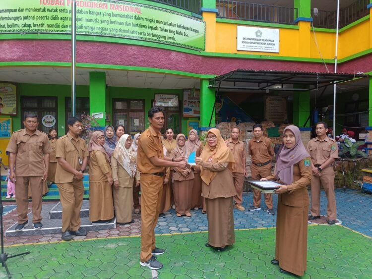 SDN 005 Nunukan Terima Sertifikat Sekolah Ramah Anak, DSP3A: Cerminan Komitmen Bersama Ciptakan Lingkungan Aman dan Nyaman bagi Anak