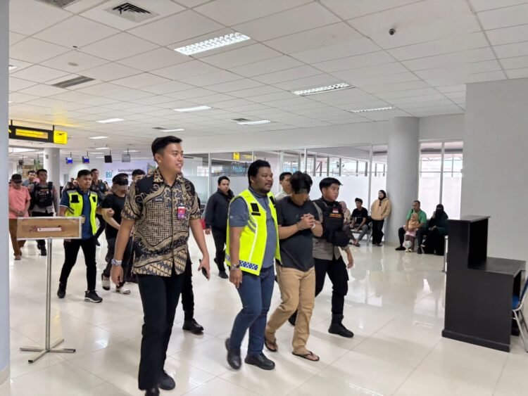 Laksanakan Program P4GN, 03 Warga Binaan Lapas Tarakan Dipindahkan ke Lapas Balikpapan