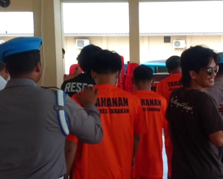 Polres Tarakan Ungkap Sindikat Pembuatan SIM Palsu, 1 Wanita 3 Pria Jadi Tersangka