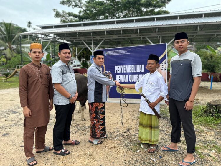 Lapas Tarakan Bagikan Daging Qurban ke Warga Binaan dan Masyarakat Sekitar