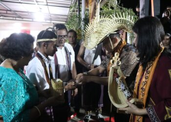 Prosesi Adat Meriah, Kapolda Kaltara Diangkat Sebagai Anggota Istimewa K2NTT Kota Tarakan