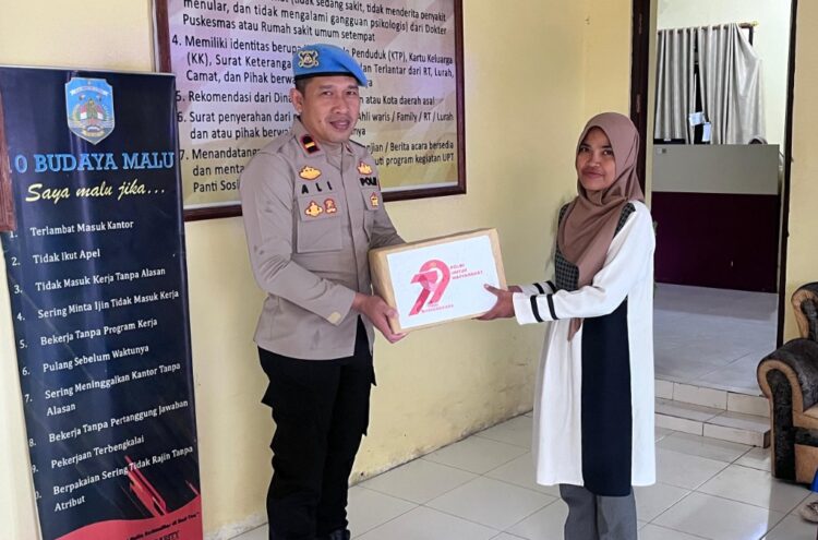 Bidpropam Polda Kaltara Berikan Bantuan Sosial ke Panti dan Pesantren Dalam Rangka Hari Bhayangkara ke-79