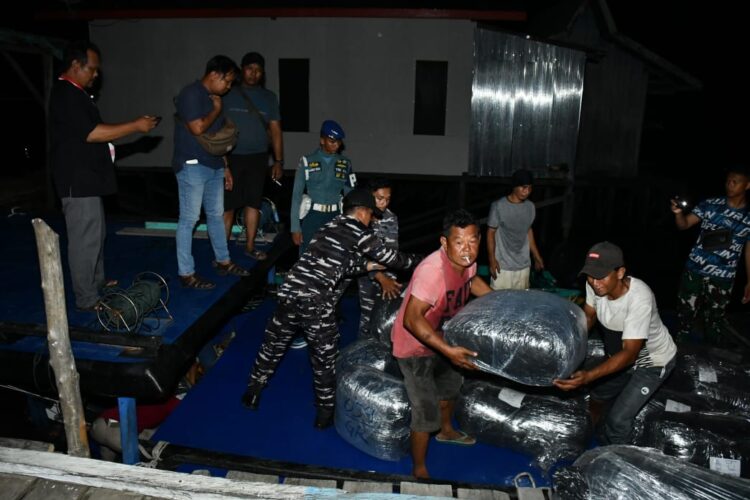 Penyelundupan 81 Koli Ballpress DigagalkanTNI AL Nunukan