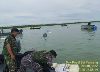 TNI AL Nunukan Selamatkan Speedboat Tenggelam di Perbatasan RI–Malaysia