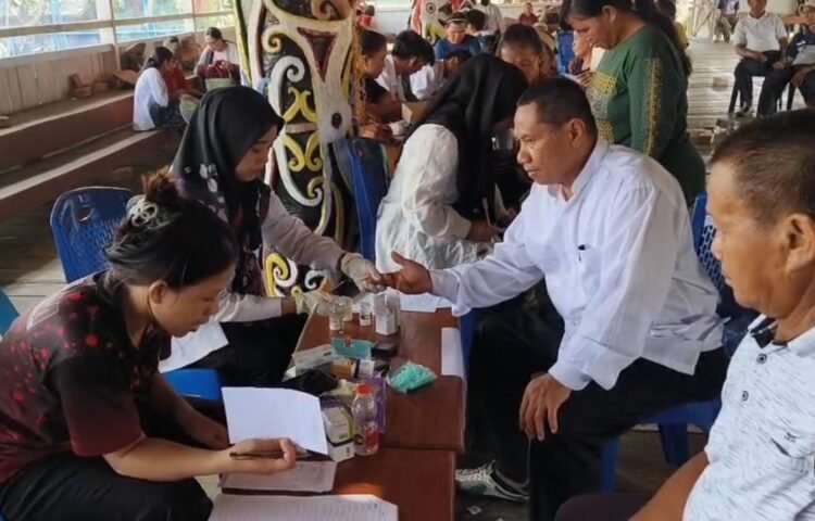 Dinkes Prov. Kaltara Gelar Pelayanan Kesehatan Bergerak ke Wilayah Perbatasan