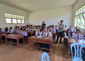 Mengenalkan Siswa Tentang Reptil dan Amfibi Pedalaman Kaltara