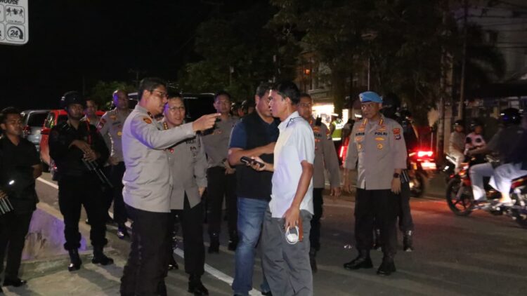 Kapolda Kaltara Pimpin Pengamanan Aksi Unjuk Rasa di Kantor DPRD Tarakan