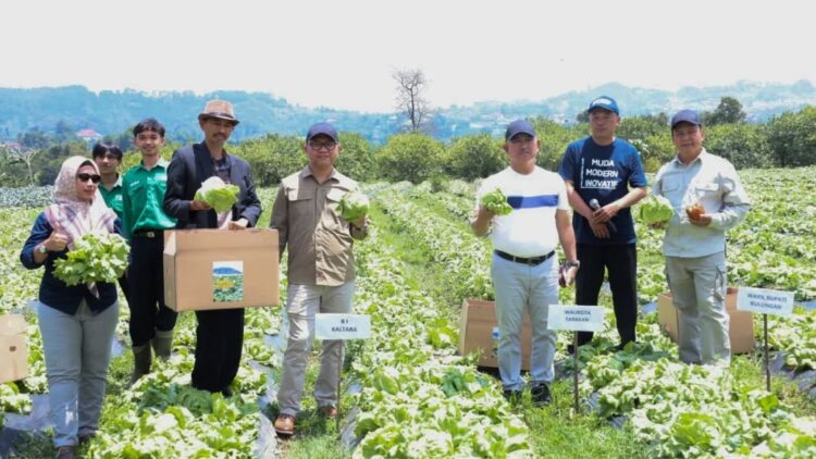 Para Kepala Daerah se Kaltara Studi Banding Program Unggulan TPID di Jawa Barat