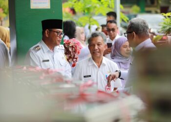 Bersama Anggota Ombudsman RI, Wakil Wali Kota Tarakan Pantau Pelaksanaan MBG