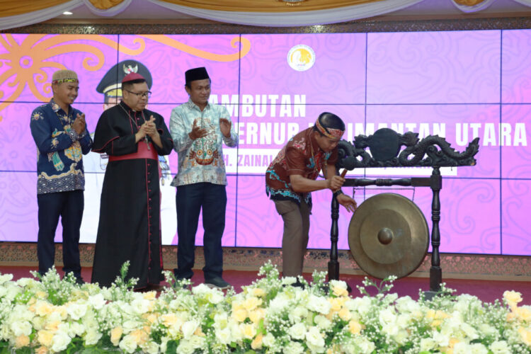 Buka Pesparani III Kaltara, Gubernur Ajak Umat Katolik Jaga Persatuan dan Kerukunan