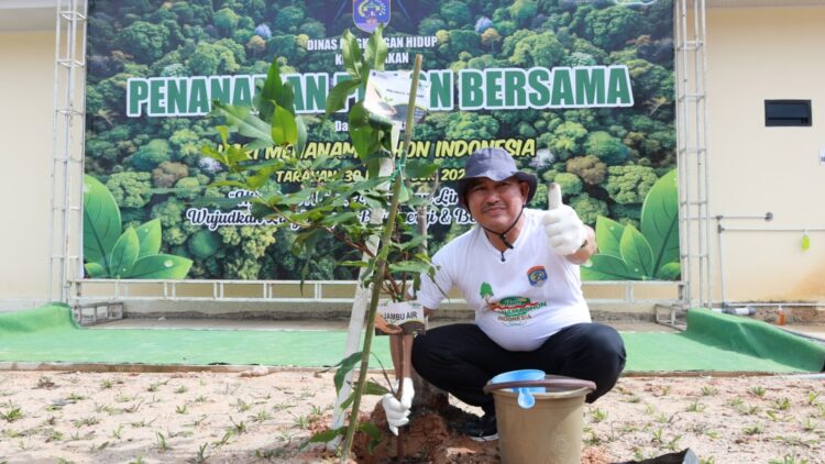 Peringati HMPI 2025 di Tarakan dengan Gerakan Menanam Pohon