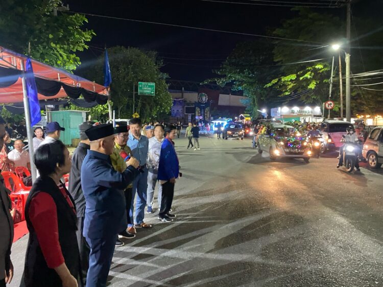 Wali Kota Melepas Pawai Penyambutan Natal di Kota Tarakan