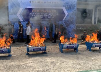 Rokok dan Miras Ilegal Hasil Penindakan Dimusnahkan Bea Cukai Tarakan