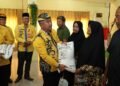 Wali Kota Tarakan Serahkan Bantuan Cadangan Pangan Pemerintah Daerah (CPPD) kepada Masyarakat Terdampak Bencana