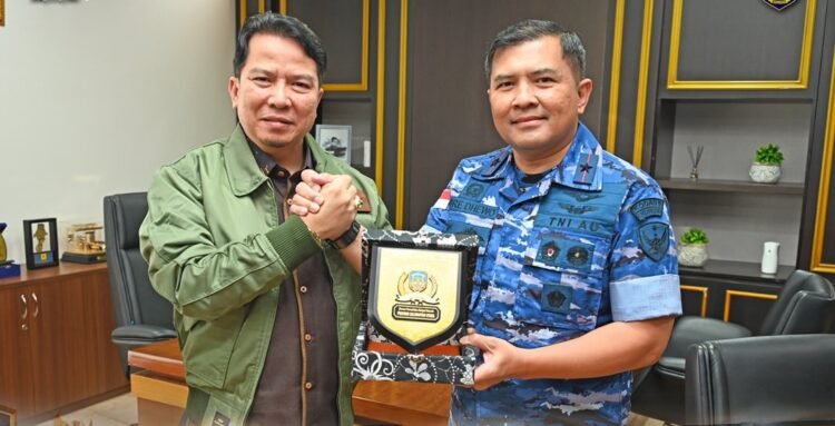 Ketua DPRD Kaltara Terima Kunjungan Silaturahmi Komandan Lanud Anang Busra