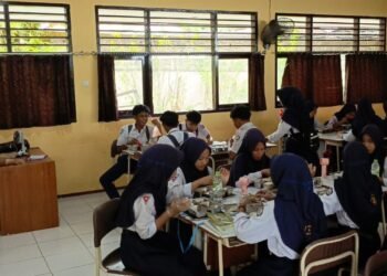 Polsek Tarakan Timur Monitoring Pembagian Makan Bergizi Gratis di Empat Kelurahan