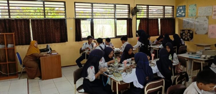 Polsek Tarakan Timur Monitoring Pembagian Makan Bergizi Gratis di Empat Kelurahan