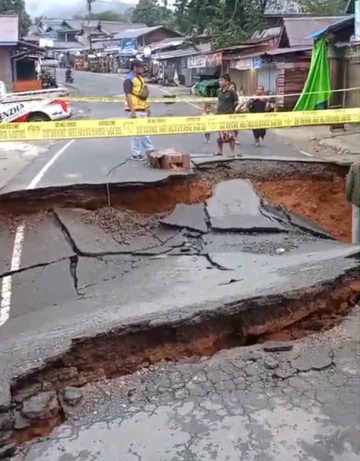 Jalan Poros Trans Kaltara di Sekatak Putus Total, Gorong-Gorong Amblas Diduga Akibat Hujan Deras