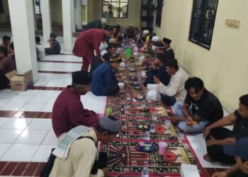 Di Masjid Baburrahman, Hasan Saleh Pererat Silaturahmi Ramadan 1447 H