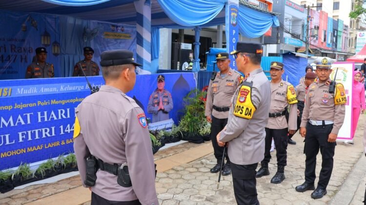 Kapolda Kaltara Pastikan Keamanan Mudik, Tinjau Bandara Juwata dan Pasar Guser Tarakan