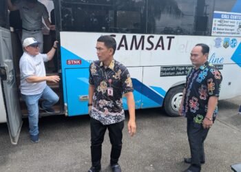 Sekprov Denny Pastikan Petugas Layanan Publik Kaltara Siap Layani Masyarakat Pasca Libur