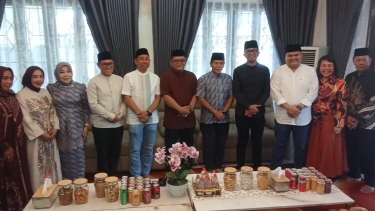 Open House Lebaran, Wakil Wali Kota Tarakan Pererat Silaturahmi Bersama Warga dan Pejabat