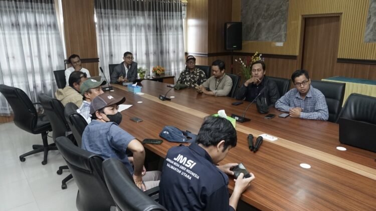 Diskusi KUHP dan Pers di UBT, Akademisi dan Jurnalis Perkuat Pemahaman Hukum