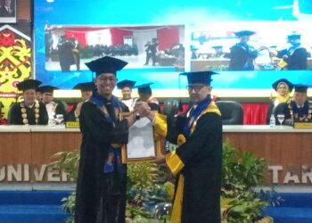 UBT Tambah Guru Besar, Prof. Nur Utomo Serukan Ekonomi Inklusif Berbasis UMKM