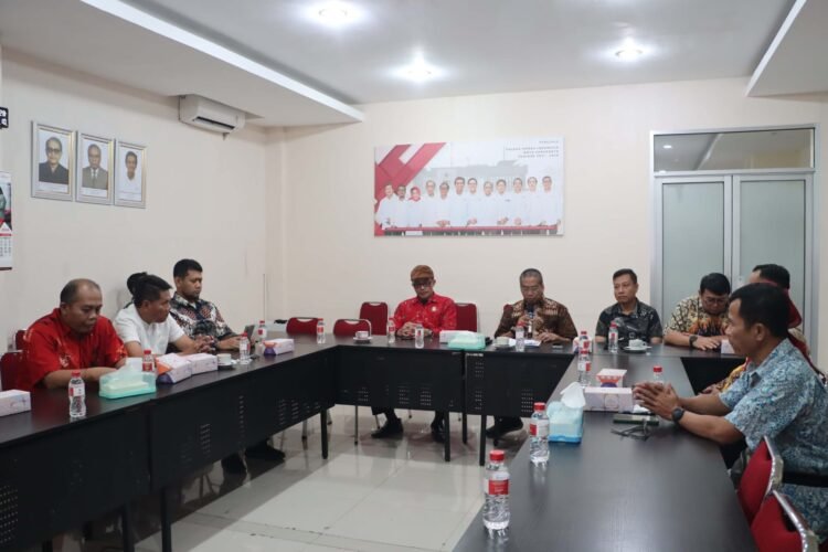 Belajar Inovasi Layanan Kemanusiaan, Komisi D DPRD Kota Malang Kunjungi PMI Surakarta