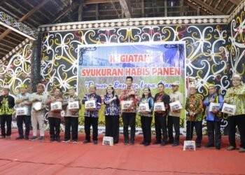 Panen Raya Teras Nawang Tegaskan Ketangguhan Petani Kaltara