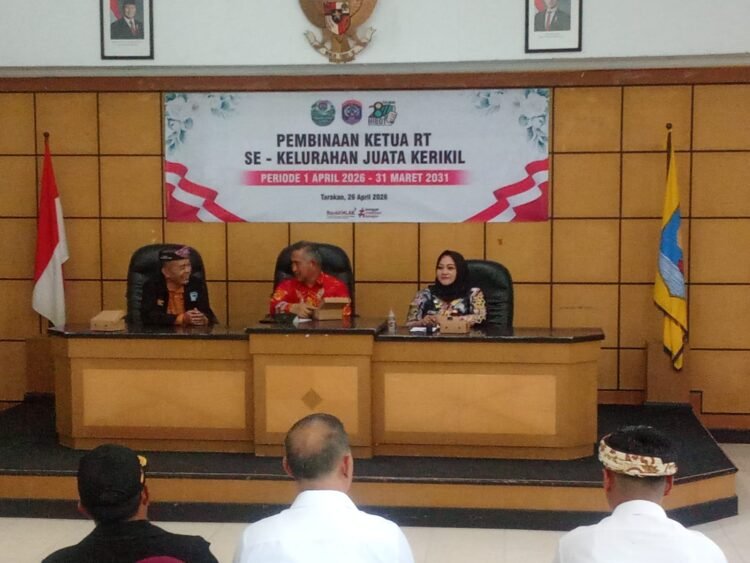 Camat Tarakan Utara Tekankan Peran Strategis RT, Apresiasi Pengabdian Ketua RT Lama