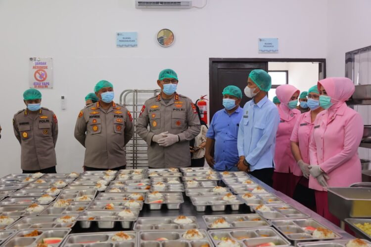 Ribuan Siswa di Bulungan Nikmati Program Makan Bergizi Gratis dari Polda Kaltara